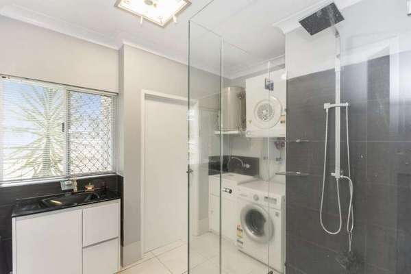 12/389 McCoombe Street, Mooroobool - Thumbnail 5
