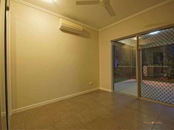 16 Lum Jim St, Redlynch - Thumbnail 8