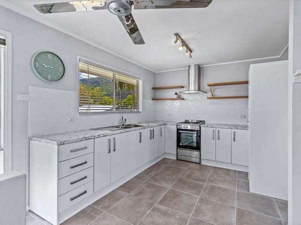 11 Elliver Street, Smithfield - Thumbnail 3