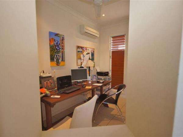 6 Davidson Close, Redlynch - Thumbnail 4