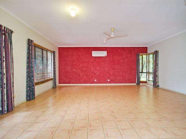 30 Fairley Street, Redlynch - Thumbnail 3