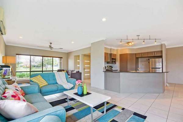 7 Byron Terrace, Redlynch - Thumbnail 5