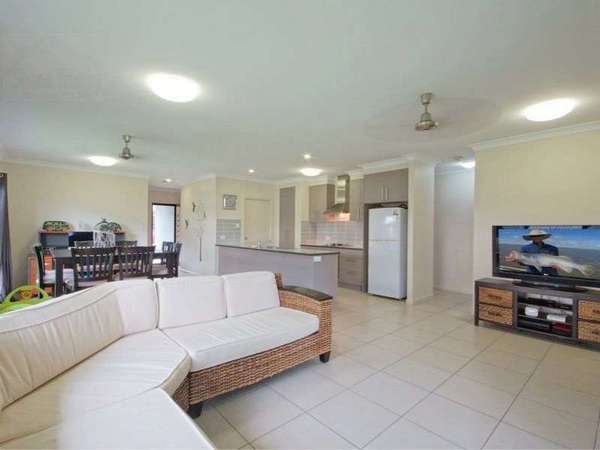 13 Mackerras Street, Redlynch - Thumbnail 2