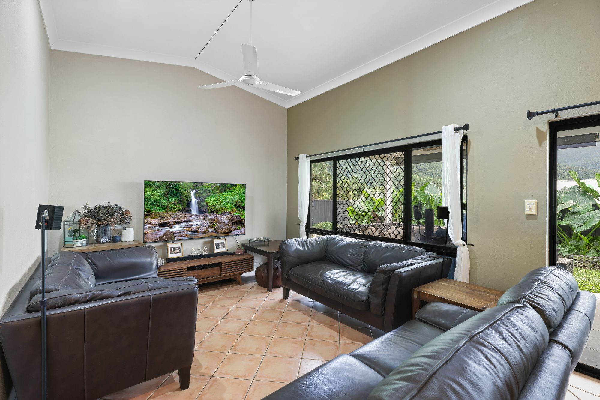 40 Red Ochre Street, Redlynch - Thumbnail 6