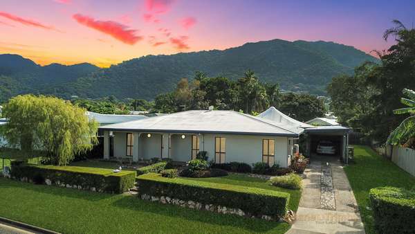 35 Pepperina St, Mooroobool - Thumbnail 3