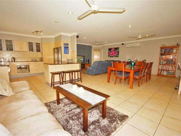 4 William Hickey Street, Redlynch - Thumbnail 6