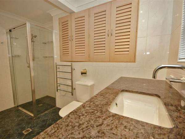 10 Megan Street, Freshwater - Thumbnail 8