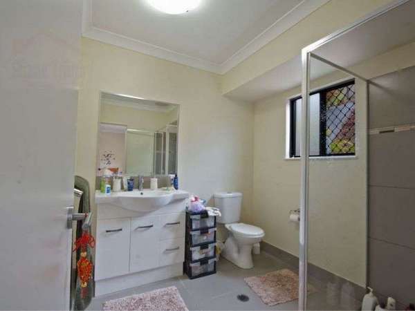 24-26 Willoughby Close, Redlynch - Thumbnail 6