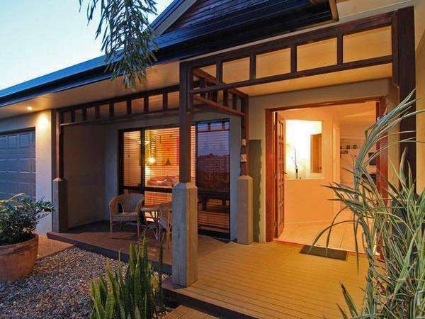 8 Ellestree Close, Redlynch - Thumbnail 2