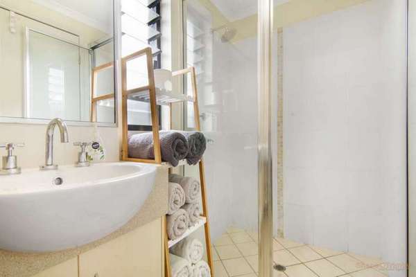 31/2-6 Fairweather Rd, Redlynch - Thumbnail 5