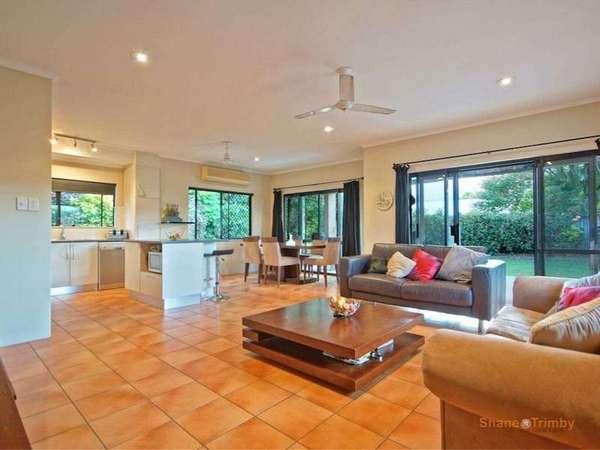 90 Loridan Drive, Brinsmead - Thumbnail 2