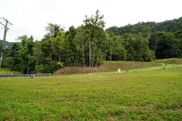 82-84 Cascades Drive, Redlynch - Thumbnail 2