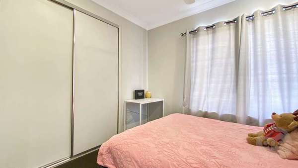 1 Carter Close, Smithfield - Thumbnail 8