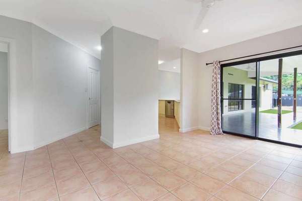 40 Red Ochre St, Redlynch - Thumbnail 7