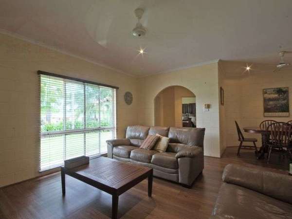 14 Satinash Close, Redlynch - Thumbnail 5
