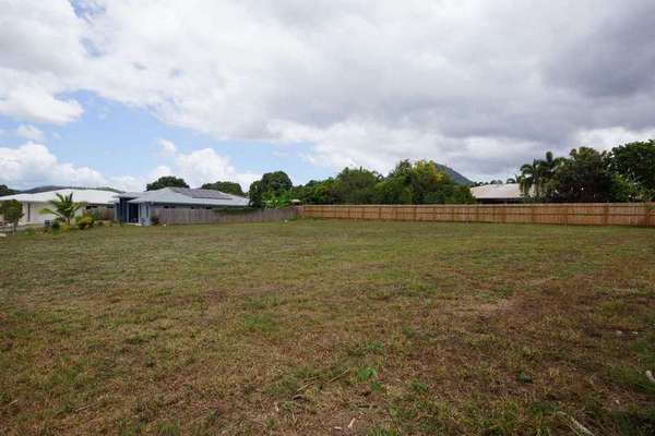 14 Marino Close, Redlynch - Thumbnail 2