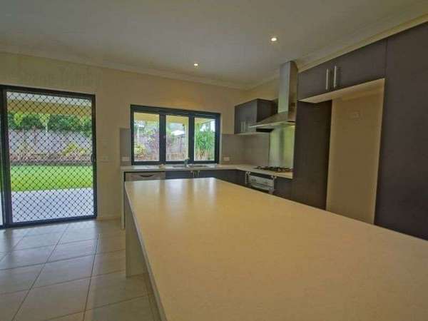 10 Kerlin Close, Redlynch - Thumbnail 4
