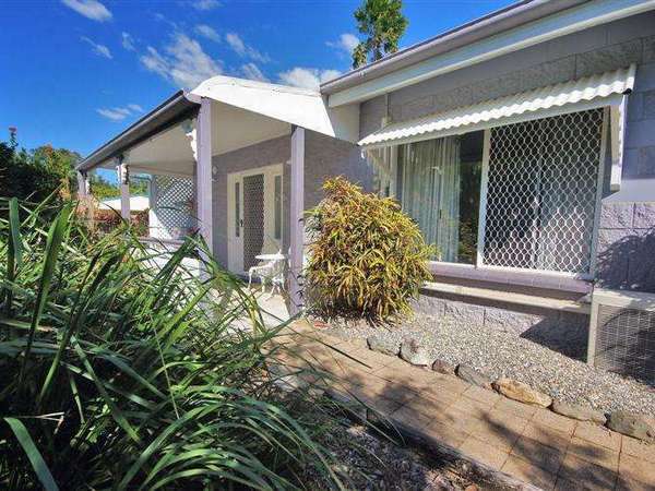 17 Michaelangelo Drive, Redlynch - Thumbnail 4