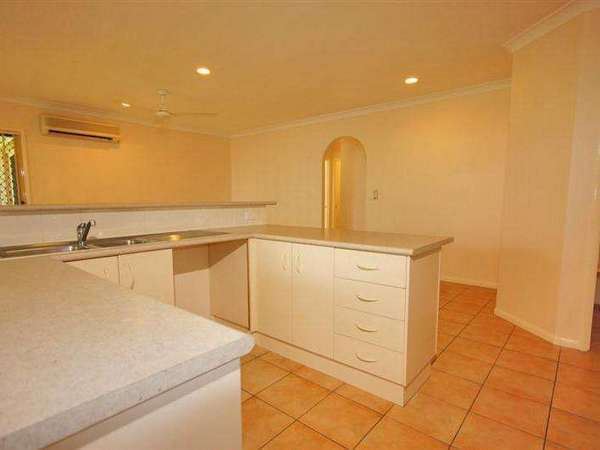 7 Opaline Close, Brinsmead - Thumbnail 7