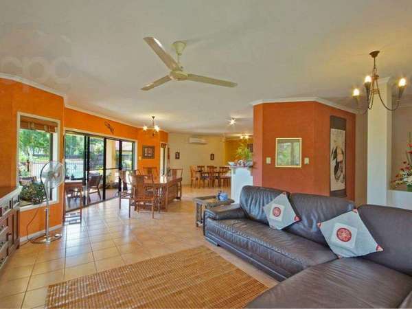 17 Red Ochre St, Redlynch - Thumbnail 3