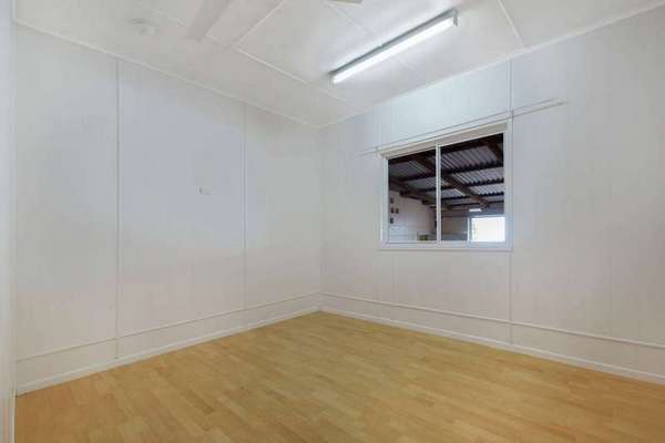 42 Collinson St, Westcourt - Thumbnail 7