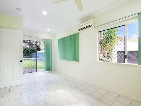 21 Matheson Drive, Brinsmead - Thumbnail 5