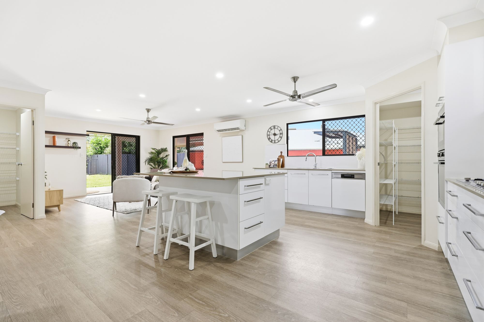 12 William Hickey St, Redlynch - Thumbnail 5