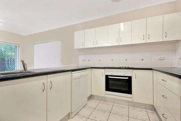 8 Bayu Close, Redlynch - Thumbnail 7