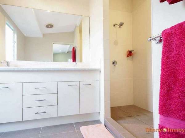 6 Bromell Close, Redlynch - Thumbnail 8