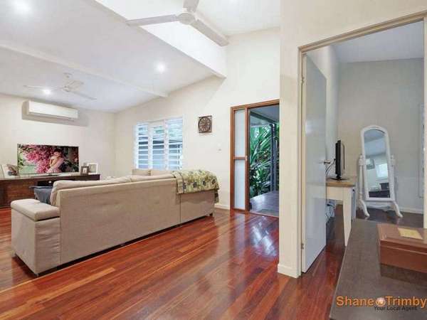 6 Bromell Close, Redlynch - Thumbnail 5
