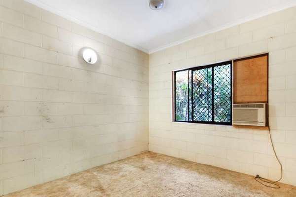 10 Tenni Street, Redlynch - Thumbnail 7
