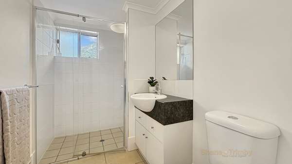 7/1-13 Ernest St, Redlynch - Thumbnail 5