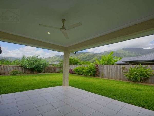 26 Kippin Close, Redlynch - Thumbnail 3