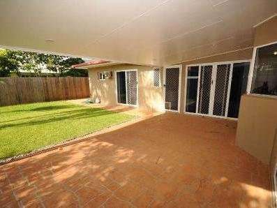 6 Satinash Close, Redlynch - Thumbnail 5