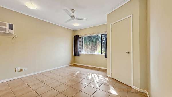 8/11-13 Short Street, Redlynch - Thumbnail 6