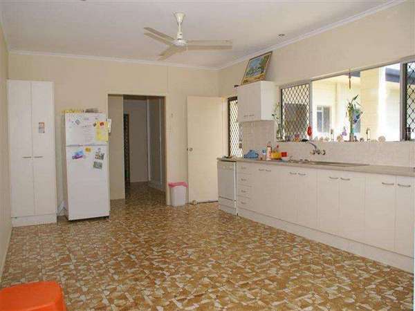 BAYVIEW HEIGHTS QLD, 4868, Bayview Heights - Thumbnail 3