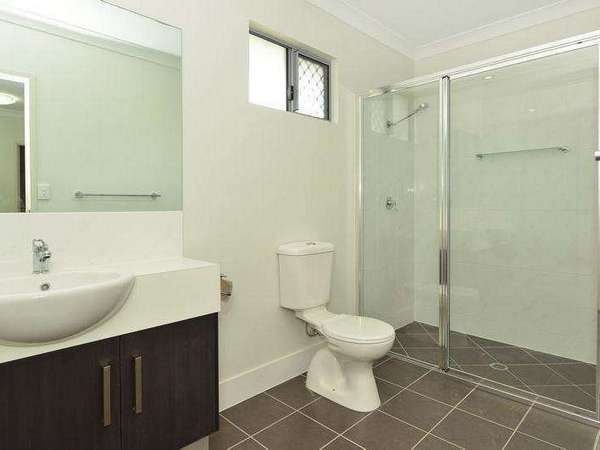 20 Perserverance Street, Redlynch - Thumbnail 5
