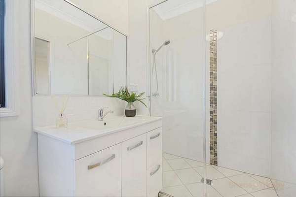 37 Huntley Crescent, Redlynch - Thumbnail 6