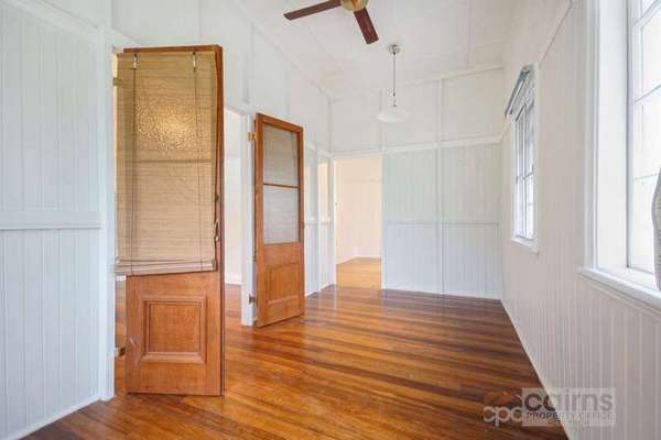 14 Whitfield St, Aeroglen - Thumbnail 8