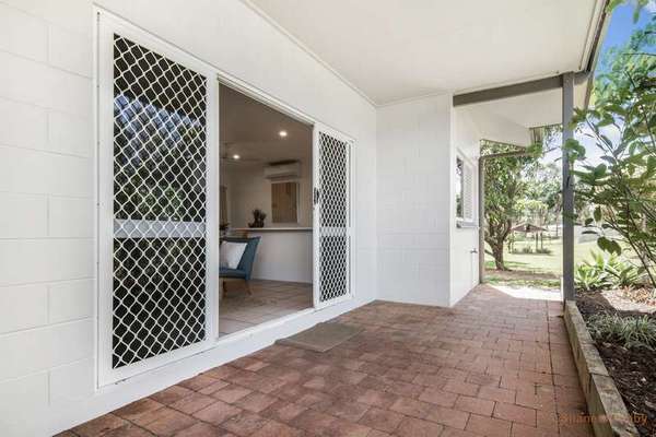 18/2 Lake Placid Rd, Caravonica - Thumbnail 2