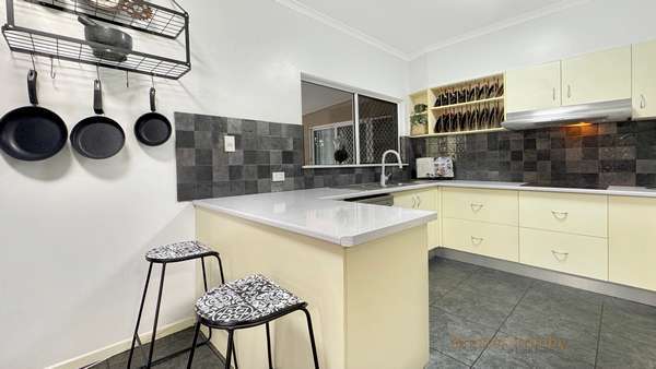 67 Bathurst Drive, Bentley Park - Thumbnail 3