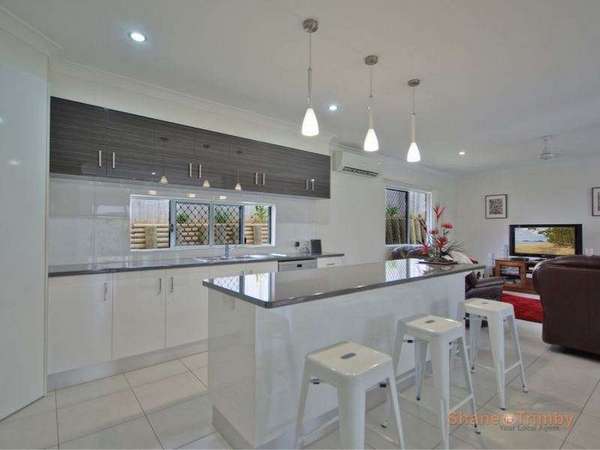 27 Hatch Close, Trinity Beach - Thumbnail 6