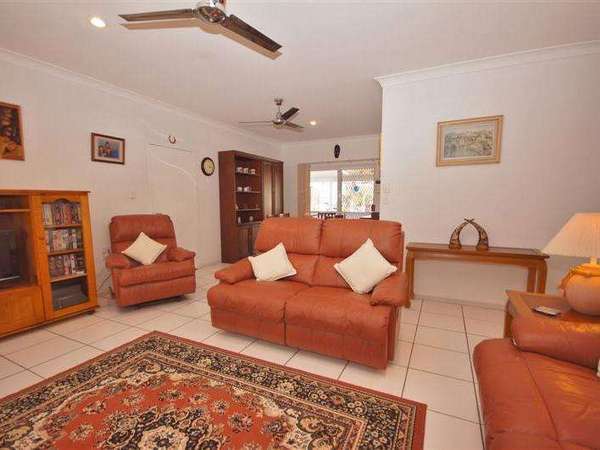 17 Michaelangelo Drive, Redlynch - Thumbnail 5