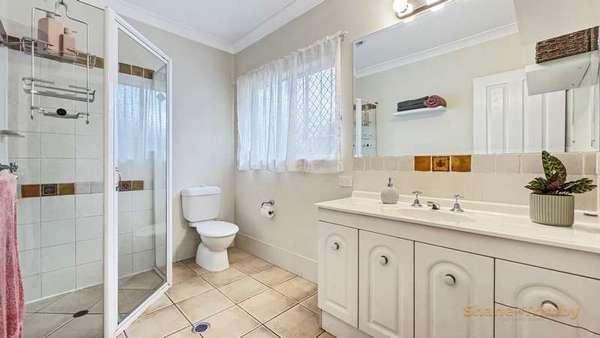 85 Jungara Rd, Redlynch - Thumbnail 4
