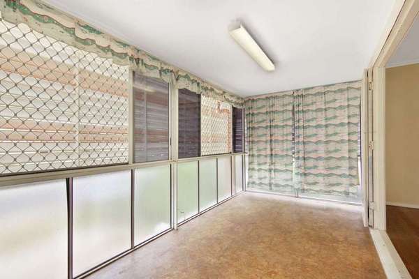 10 Le Grande St, Freshwater - Thumbnail 5
