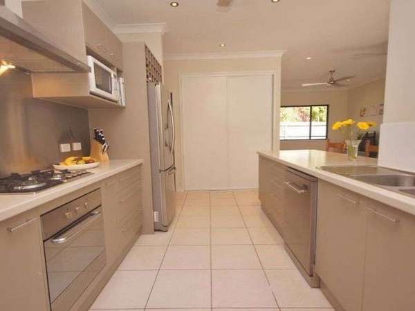 4 Bromell Close, Redlynch - Thumbnail 5