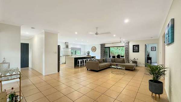 17 Messina Close, Kanimbla - Thumbnail 3