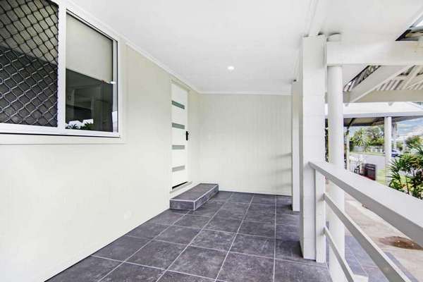 42 Collinson st, Westcourt - Thumbnail 6