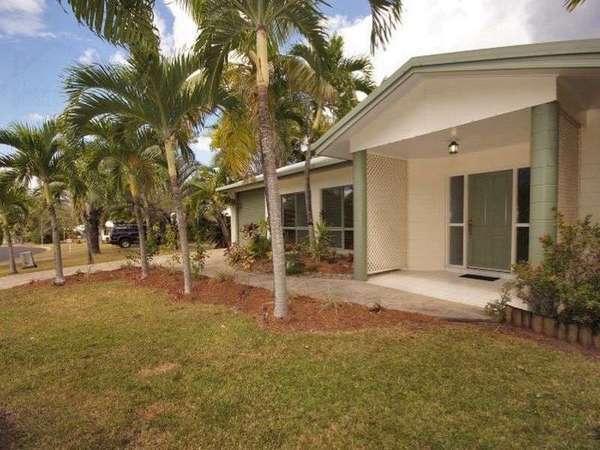 11 Damson Drive, Redlynch - Thumbnail 2