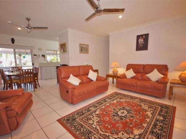 17 Michaelangelo Drive, Redlynch - Thumbnail 6